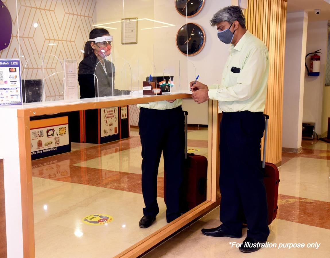Oyo Lalitha Delight Otel Visakhapatnam Dış mekan fotoğraf