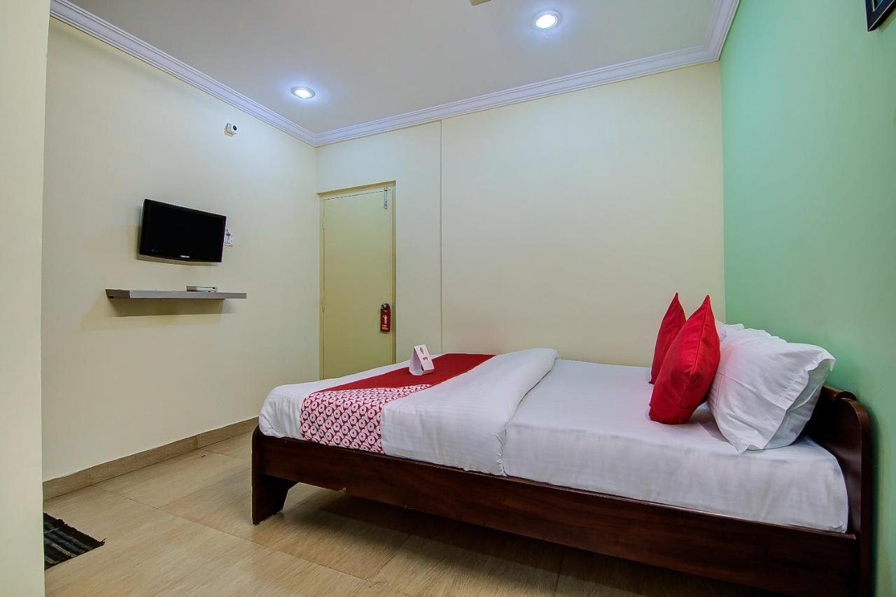 Oyo Lalitha Delight Otel Visakhapatnam Dış mekan fotoğraf